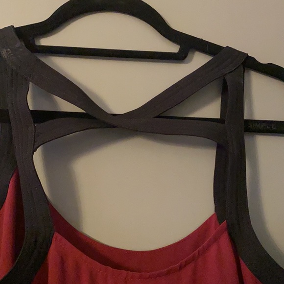 Burgundy tank blouse - Picture 3 of 3